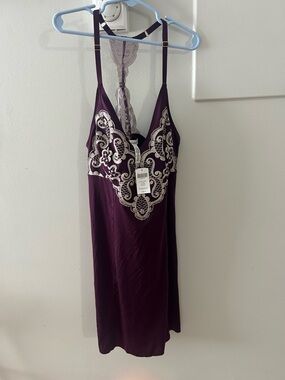New Soma Le Night Shimmer Slinky Purple Bordeaux Silver Nightgown Nightie Small